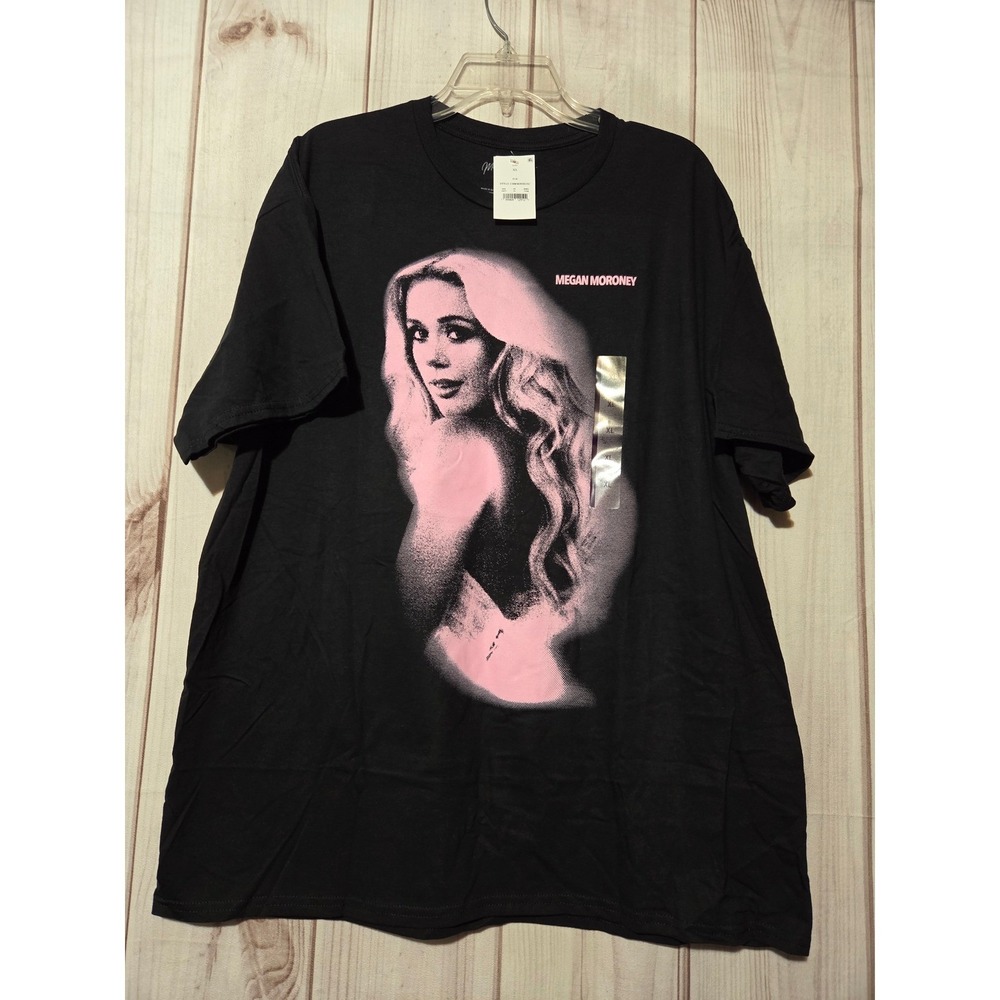 Megan Moroney Cloud 9 Am I Okay Black Graphic T-Shirt Mens XL New Tracklist Tee